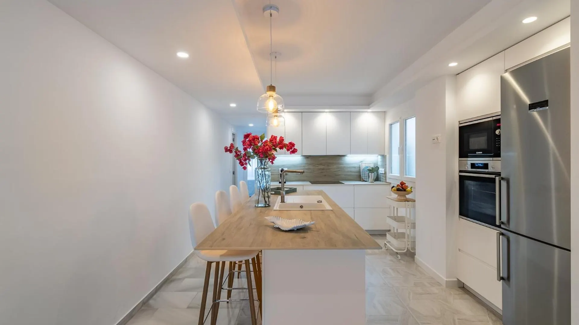 Espectacular Apartamento Estepona, Primera Linea De Playa, Totalmente Reformado En 2023 Apartment Estepona